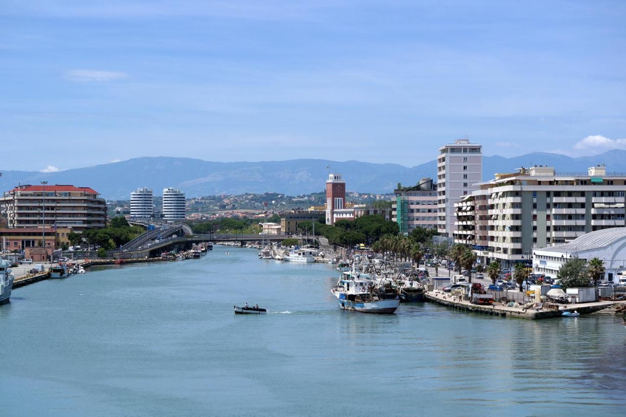 Appartamento Due Passi dal Mare Pescara Esterno foto